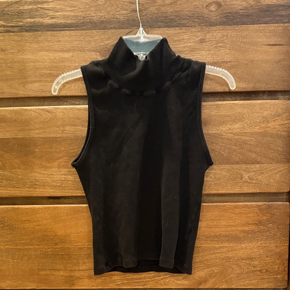 Big Bud Press Black Sleeveless Turtleneck Tank Top
